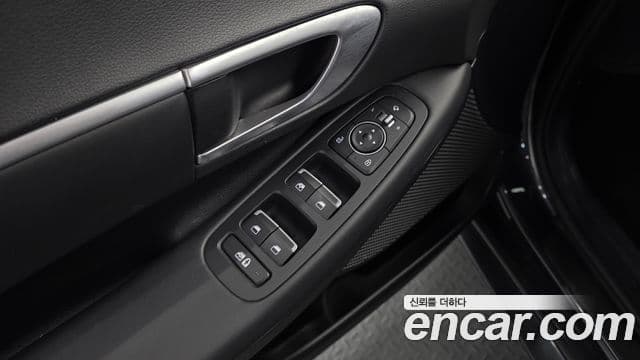 Hyundai Sonata 2021 — Фото 19/20