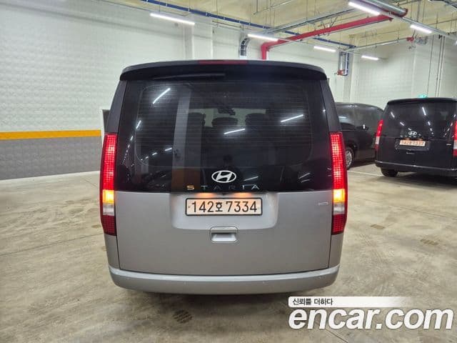 Hyundai Staria 2025 — Şəkil 3/14