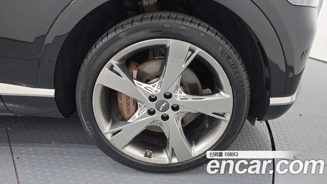 Genesis GV80 2022 — ფოტო 23/32