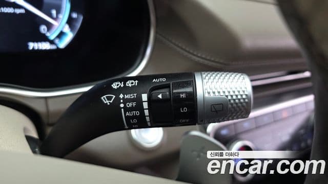 Genesis GV80 2022 — ფოტო 21/32