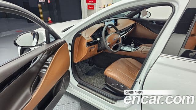 Genesis Electrified G80 2021 — Şəkil 10/20