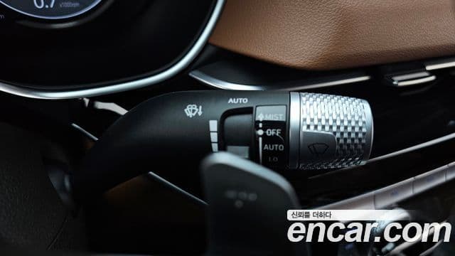 Genesis Electrified G80 2021 — Şəkil 17/20