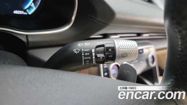 Genesis GV80 2023 — ფოტო 13/20