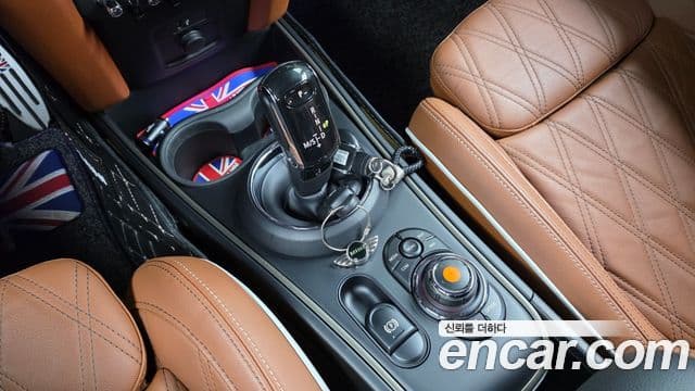Mini Cooper S Countryman 2021 — ფოტო 9/20