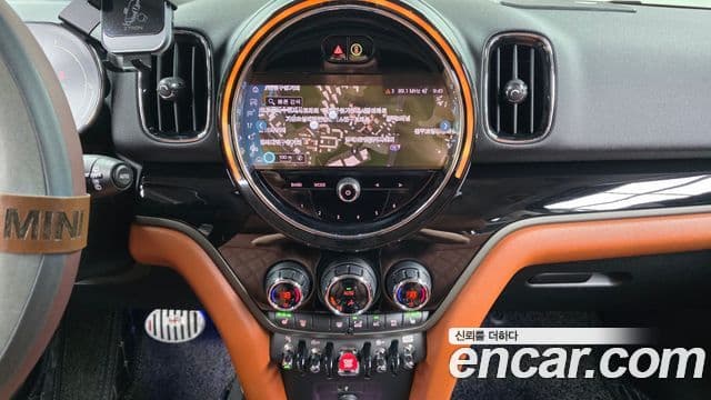 Mini Cooper S Countryman 2021 — ფოტო 16/20