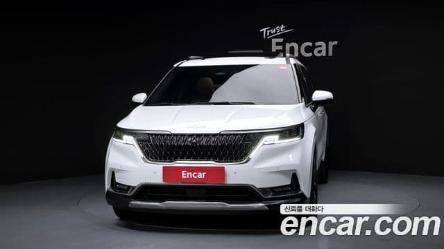 Kia Carnival 2023 — Фото 3/20