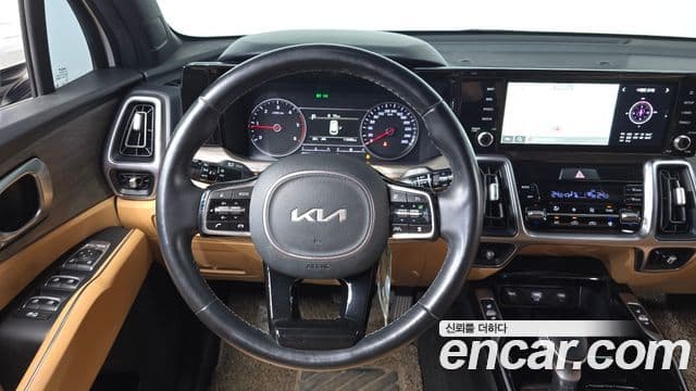 Kia Sorento 2023 — ფოტო 14/20