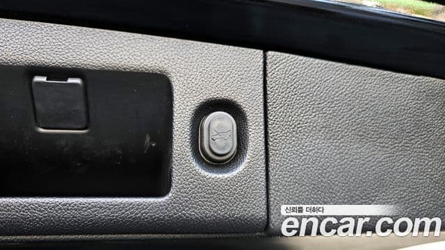 Cadillac Escalade 2019 — фото 20 из 20