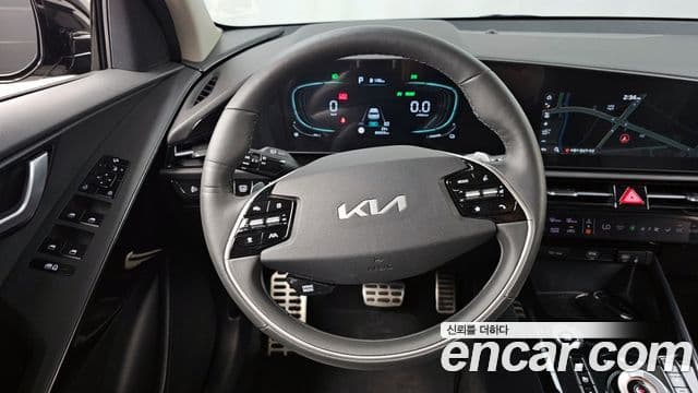 Kia Niro 2022 — Şəkil 13/20