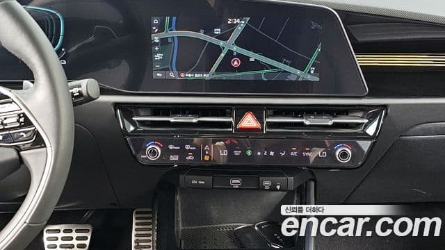 Kia Niro 2022 — Şəkil 14/20