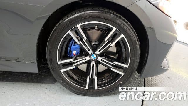 BMW 3 Series 2025 — Photo 20/30