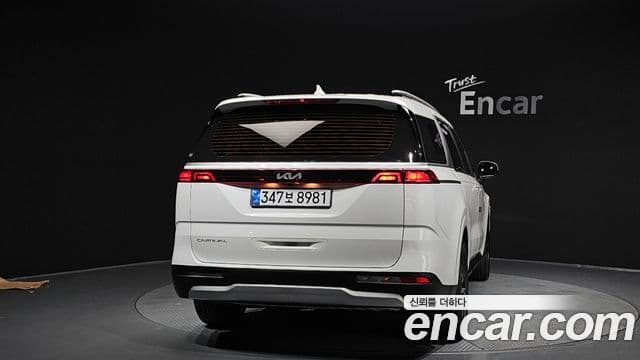Kia Carnival 2022 — Фото 4/20
