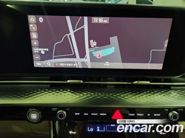Kia Carnival 2022 — ფოტო 6/19