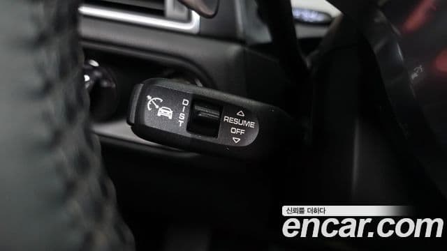 Porsche Macan 2018 — Şəkil 19/20