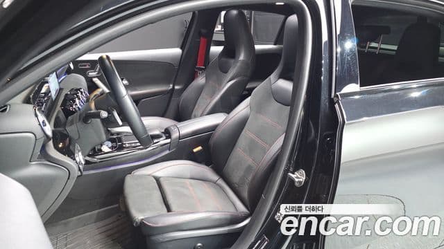 Mercedes-Benz A-Class 2021 — Фото 10/20