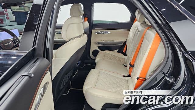 Genesis GV70 2025 — ფოტო 12/20