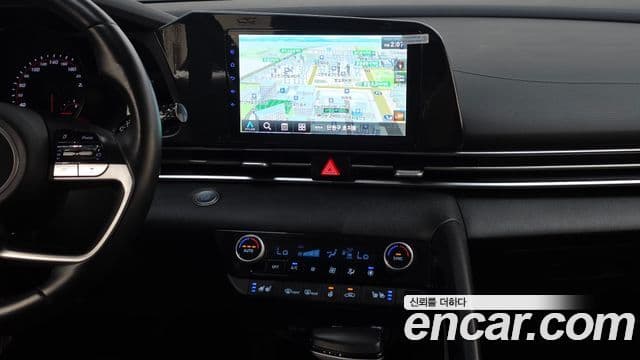 Hyundai The New Avante Hybrid 2020 — Photo 7/30