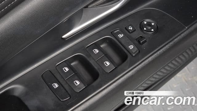 Hyundai The New Avante Hybrid 2020 — Photo 22/30