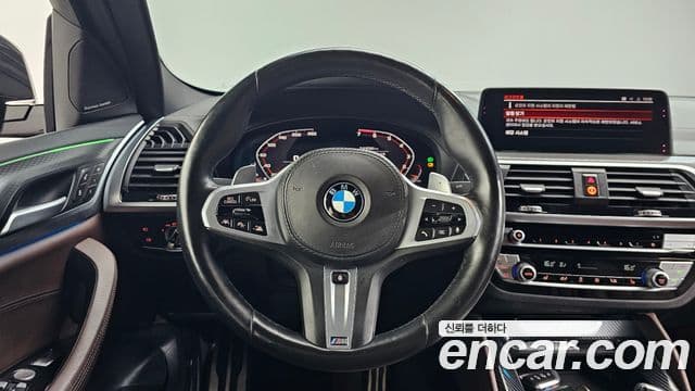 BMW X4 2020 — Фото 13/20