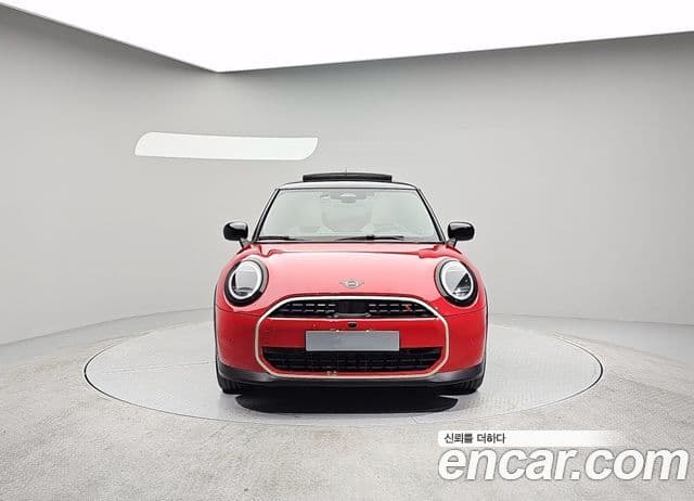 Mini Cooper S 2025 — Фото 2/20