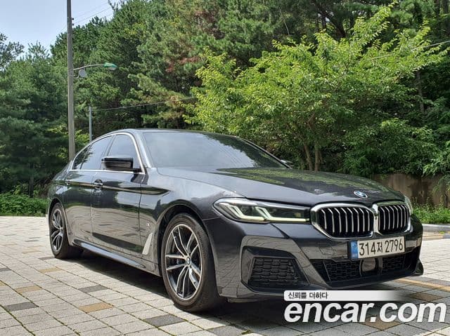 BMW 5 Series 2021 — Şəkil 4/12