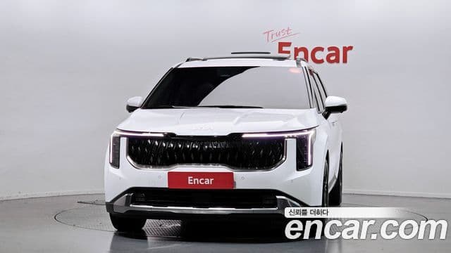 Kia Carnival 2023 — ფოტო 3/20