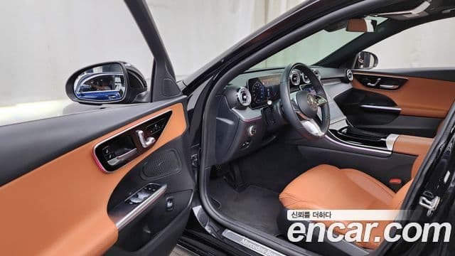 Mercedes-Benz C-Class 2023 — Şəkil 10/20