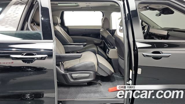 Kia Carnival 2025 — Фото 11/20