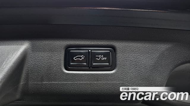 Kia Carnival 2025 — Фото 17/20