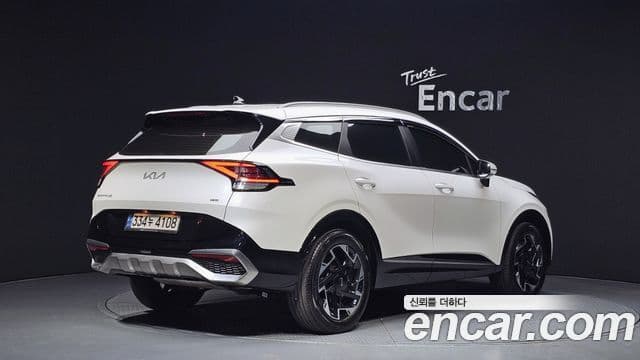 Kia Sportage 2022 — ფოტო 2/20