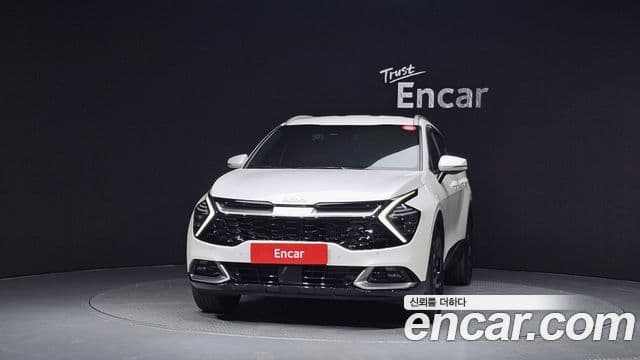 Kia Sportage 2022 — ფოტო 3/20