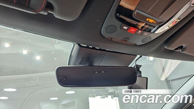 Kia Sportage 2022 — ფოტო 17/20