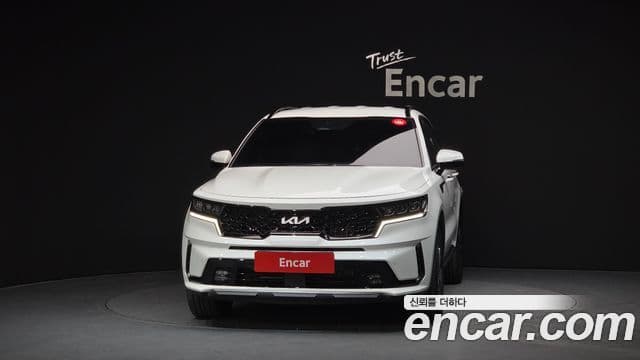 Kia Sorento 2023 — Фото 2/20