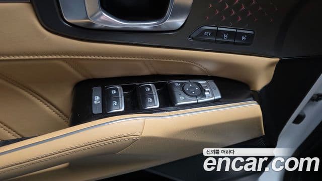 Kia Sorento 2023 — Фото 14/20