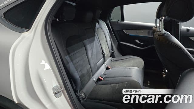 Mercedes-Benz GLC-Class 2019 — Şəkil 11/20