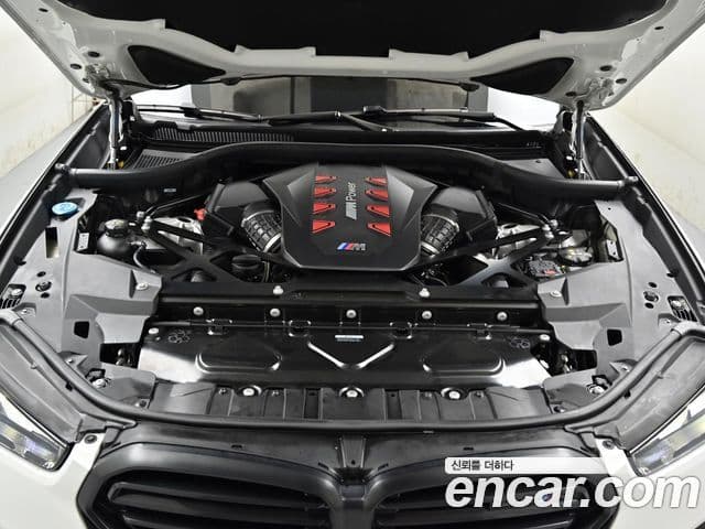 BMW X6M 2024 — ფოტო 18/20