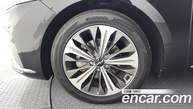 Kia K8 2022 — ფოტო 5/20