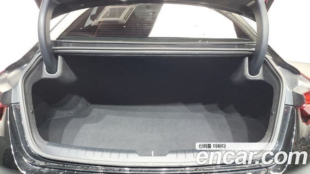 Kia K8 2022 — ფოტო 19/20