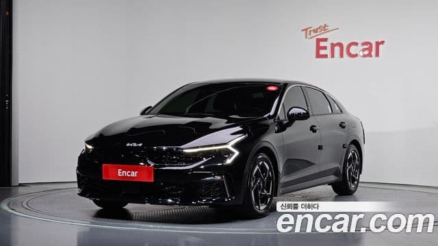 Kia K5 2023 — Şəkil 1/20