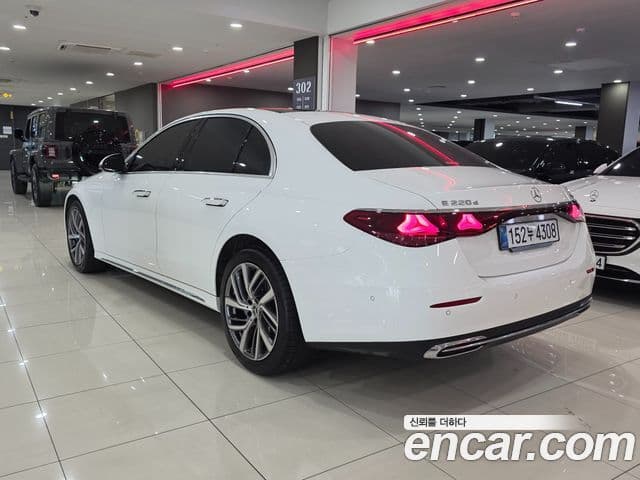 Mercedes-Benz E-Class 2025 — Şəkil 1/19