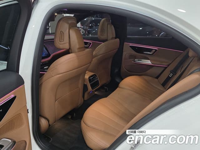 Mercedes-Benz E-Class 2025 — Şəkil 11/19