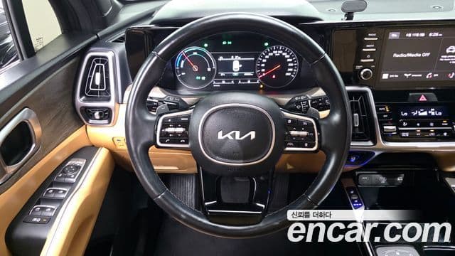 Kia Sorento 2022 — Фото 15/20
