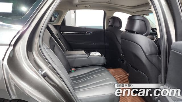 Genesis Electrified G80 2021 — Şəkil 12/20