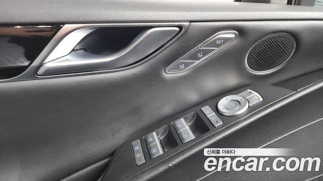 Genesis Electrified G80 2021 — Şəkil 13/20