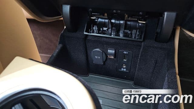 Porsche Panamera 2018 — Photo 6/47