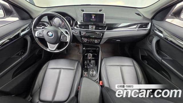 BMW X1 2022 — ფოტო 7/20