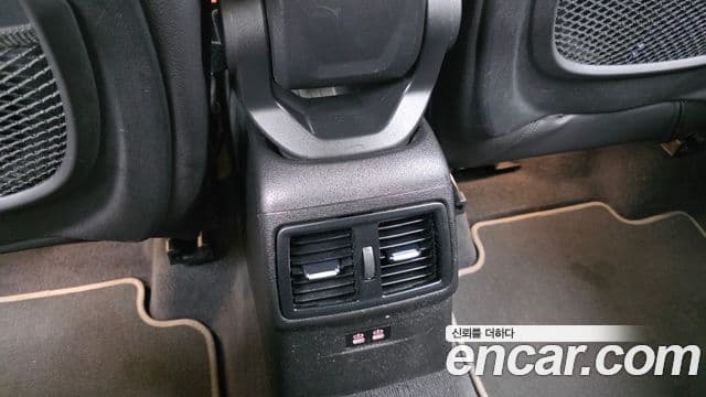 BMW X1 2022 — ფოტო 19/20