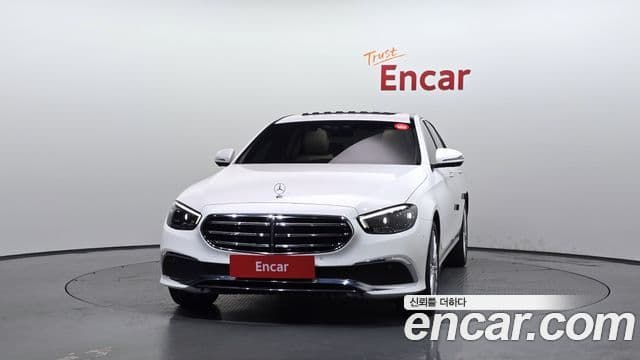 Mercedes-Benz E-Class 2023 — Şəkil 3/20