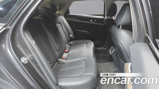 Kia K5 2021 — ფოტო 11/20