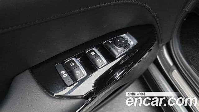 Kia K5 2021 — Şəkil 28/31